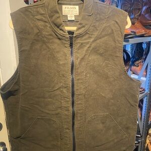 Filson Men's brown Vest